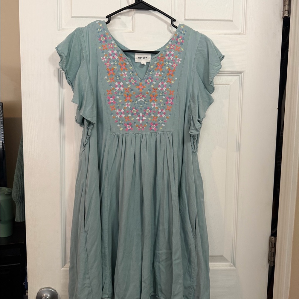 Embroidered Casual Dress in Teal